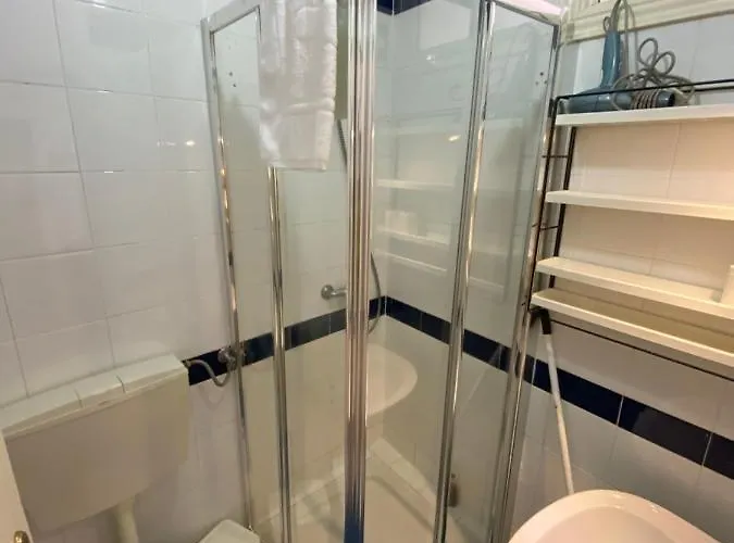 Alfama Sao Crispim شقة