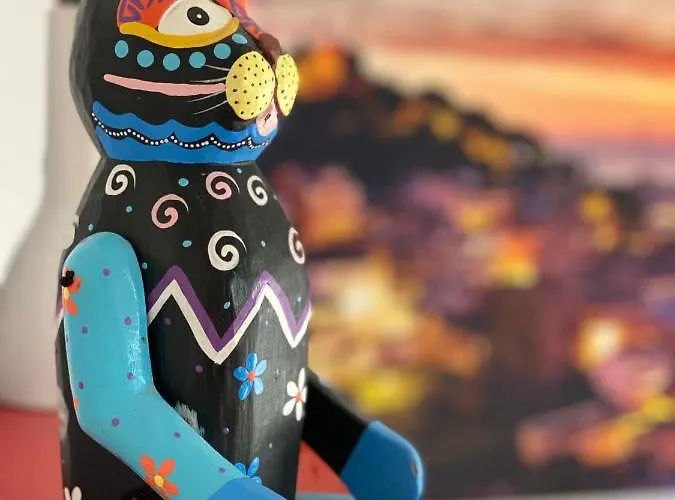 Alfama Sao Crispim شقة