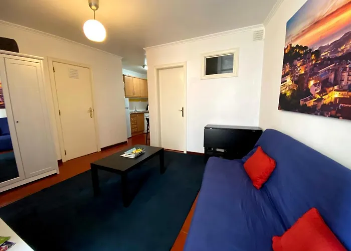 Alfama Sao Crispim شقة