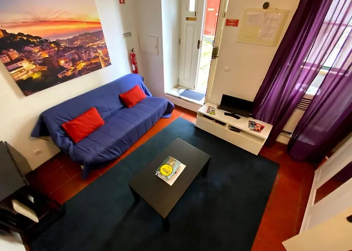 Alfama Sao Crispim شقة