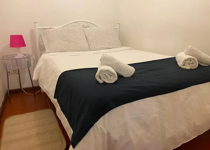 Alfama Sao Crispim شقة