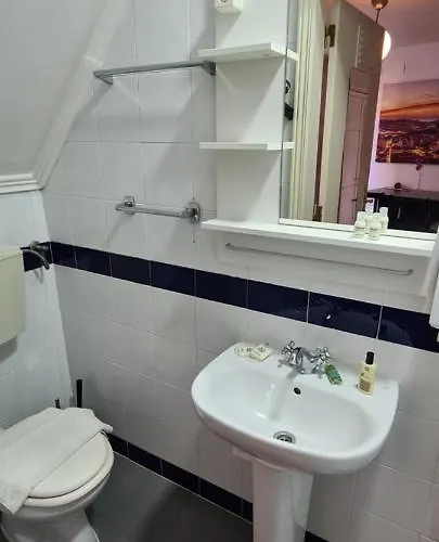 Alfama Sao Crispim شقة