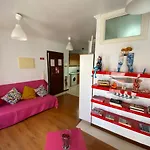 Alfama São Crispim Apartamento *