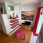 Alfama São Crispim Apartamento *